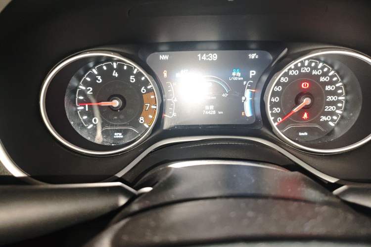 Used Jeep Compass 2017 200T Automatic Family Edition
