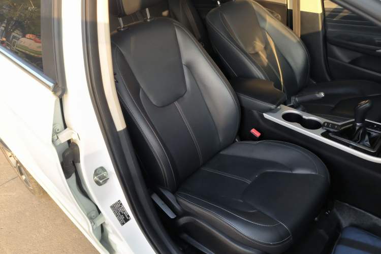 Used Chery Arrizo 5 2019 PRO 1.5L Manual Comfort Edition China VI Right Front Seat