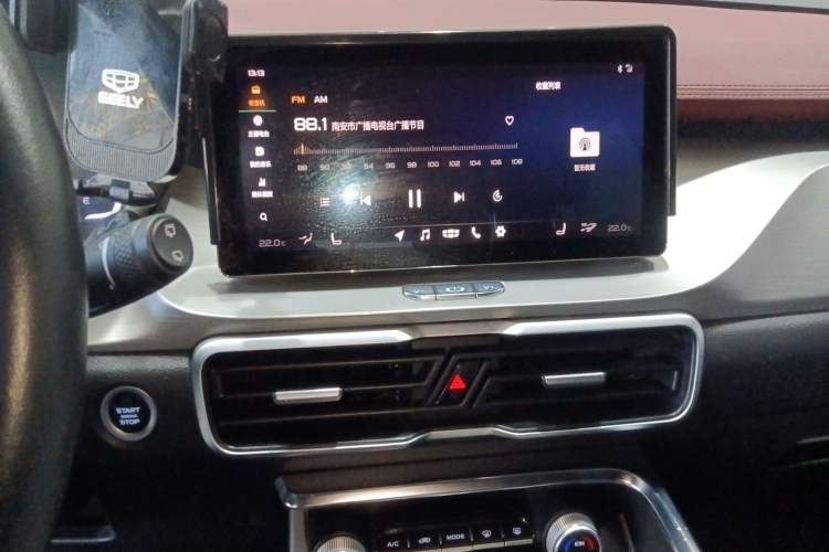 Used Geely Auto Coolray 2019 Sport Model 260T DCT Patrol China V Standard Audio And AC Panel