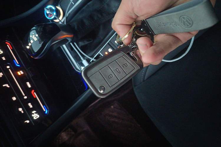 Used Volkswagen Sagitar 2020 280TSI DSG Luxury Version China VI Standard Vehicle Key