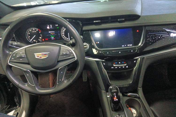 Used Cadillac XT5 2020 28T Luxury Version