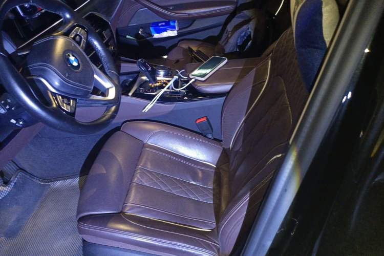 Used BMW 5 Series New Energy 2019 Updated 530Le Pioneer Edition Left Front Seat