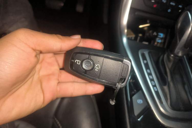 Used Ford Edge 2018 EcoBoost 245 Two-Wheel-Drive Titanium 7-Seater China V Standard
