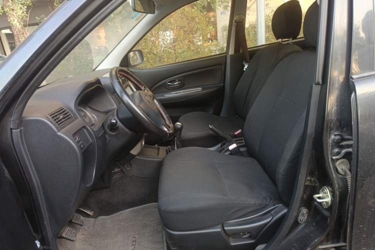 Used FAW Senya S80 2011 1.5L Manual 5-Seater Urban Elite Edition Left Front Seat