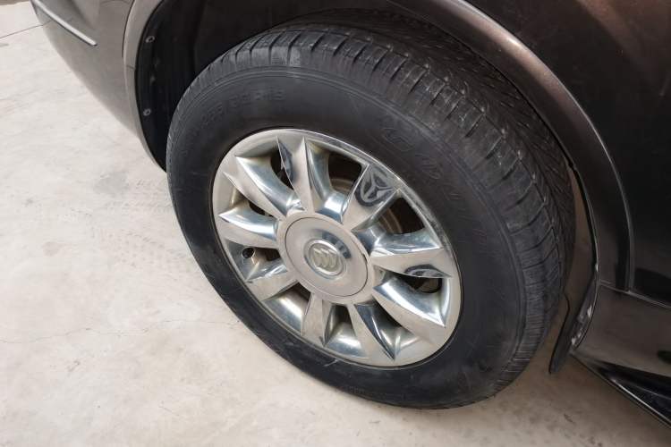 Used Buick Enclave 2014 3.6L Two-Wheel Drive Elite Comfort Version
