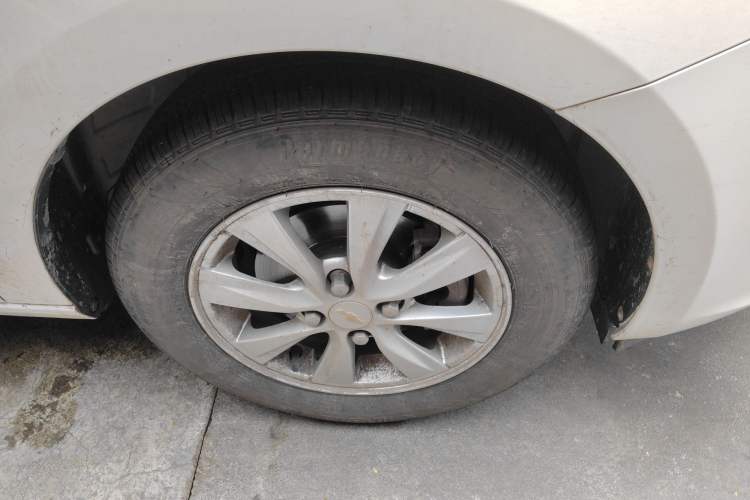 Used Chevrolet Sail 2016 Sail 3 1.3L Manual Comfort Sunroof Edition Right Front Wheel Hub