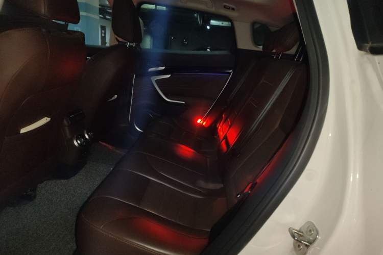 Used Wey VV7 2017 2.0T Flagship Model
