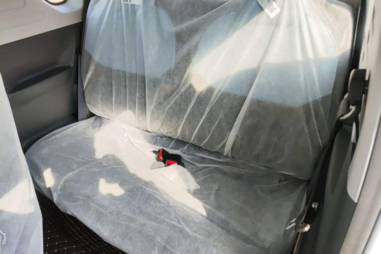 Used Geely Galaxy Panda 2024 Panda Mini 200km Endurance Bear
