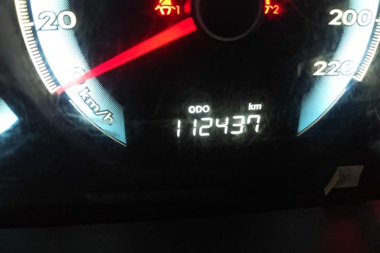 Used FAW Junpai D60 2015 1.5L Manual Standard Edition Odometer Close Up