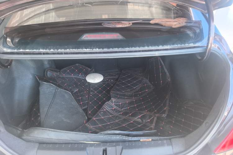 Used Geely Auto Emgrand 2017 Sedan Million Edition 1.5L CVT Upward Version
