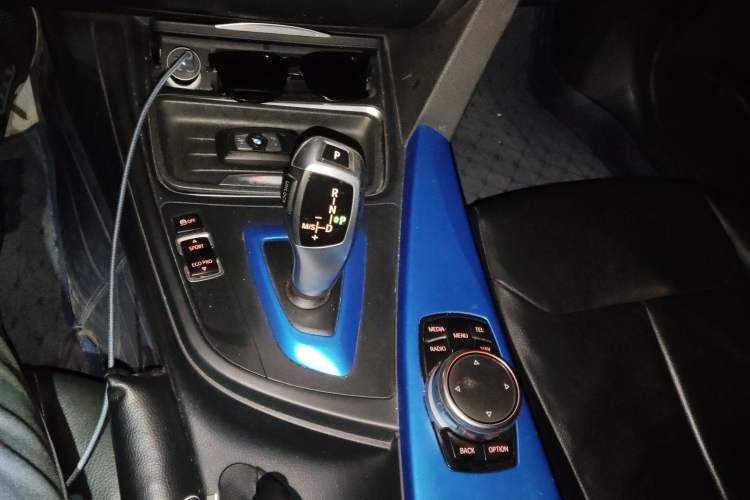 Used BMW 3 Series 2014 320i Sport Edition