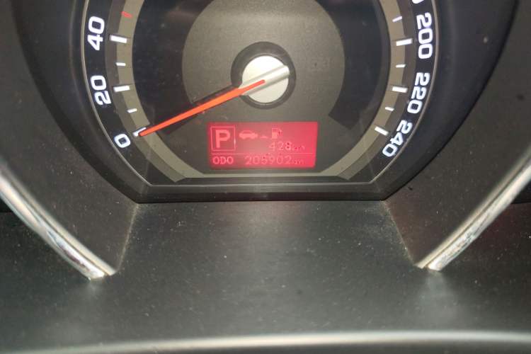 Used Kia Sportage R 2012 2.0L Automatic Two-Wheel Drive GLS Odometer Close Up