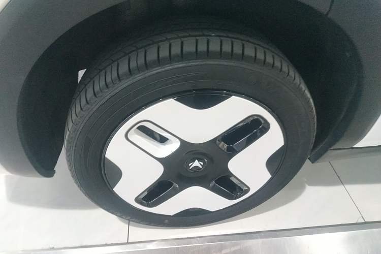 Used ARCFOX Kaola 2023 Family Edition Pro
