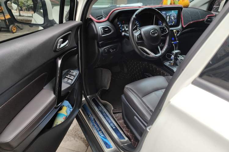 Used GAC Trumpchi GS4 2018 200T G-DCT Two-Wheel Drive Elite Edition
