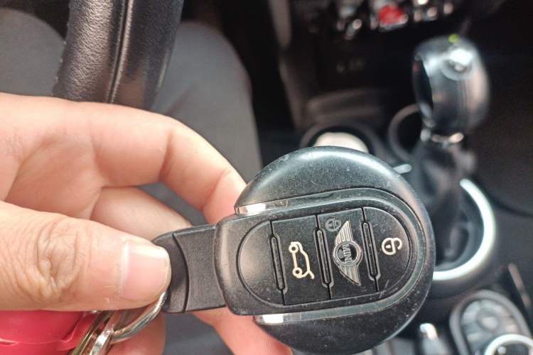 Used MINI MINI 2016 1.2T ONE Pioneer Edition Five-Door Version
