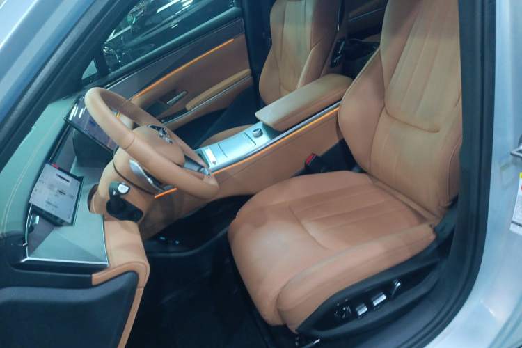 Used BYD Han L 2025 EV Four-Wheel Drive LiDAR Flagship Model
