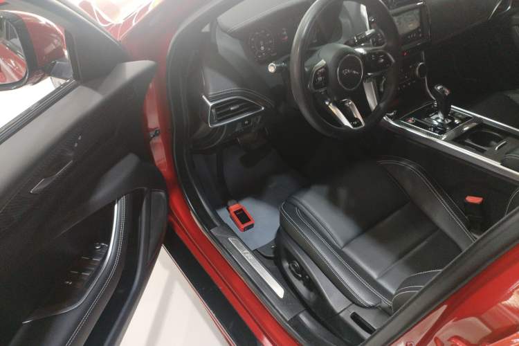 Used Jaguar XEL 2021 2.0T 250 PS Black Edition Sport Version