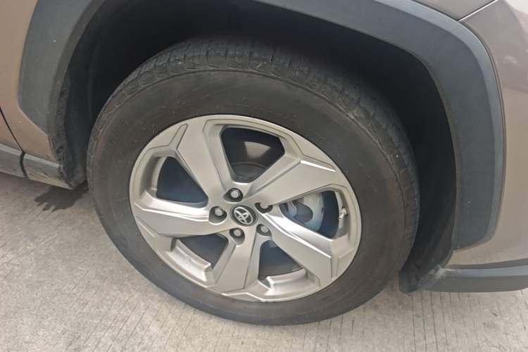 Used Toyota RAV4 2020 2.0L CVT Two-Wheel Drive Fashion Edition
