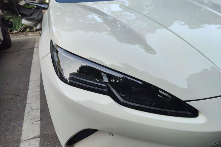 Used BYD Seal 06 New Energy 2025 EV 545KM Flagship Edition Right Front Headlight