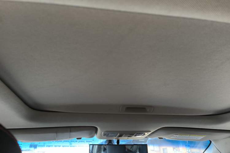 Used Honda Crider 2013 1.8L automatic luxury edition