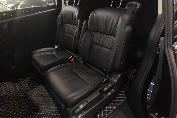 Used Honda Odyssey 2017 2.4L Smart Edition Left Rear Seat