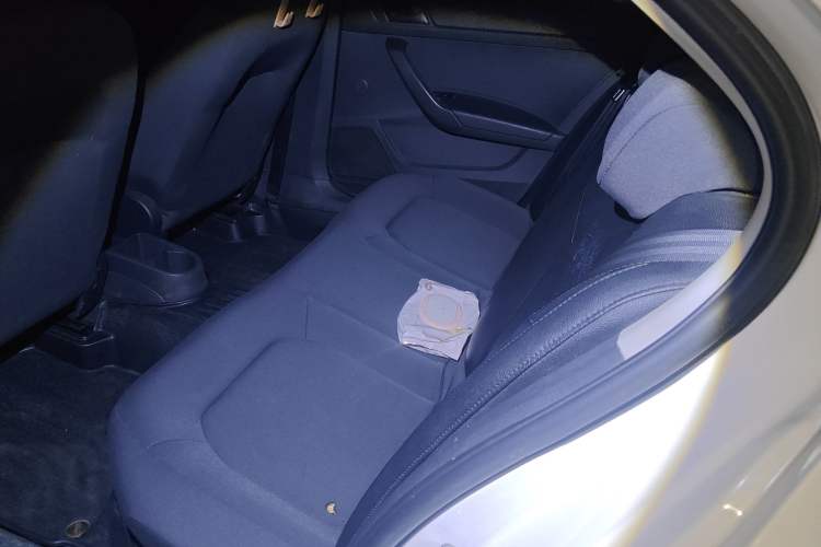 Used Volkswagen Santana 2015 1.6L Manual Fashion Edition Left Rear Seat