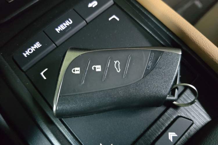 Used Lexus ES 2018 300h Premier Edition China V Standard