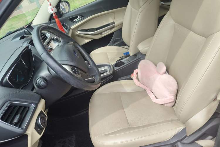 Used Ford Escort 2015 1.5L Automatic Fashion Model Left Front Seat