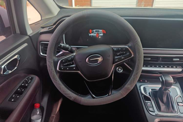 Used GAC Trumpchi M6 2021 PRO 270T DCT Luxury Edition Steering Wheel