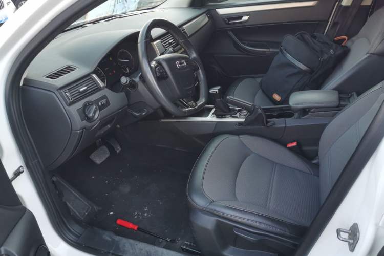 Used Qoros 3 2016 Urban SUV 1.6T Automatic Zhiyue Model