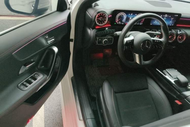 Used Mercedes-Benz A-Class 2024 A 200 L Fashion Model
