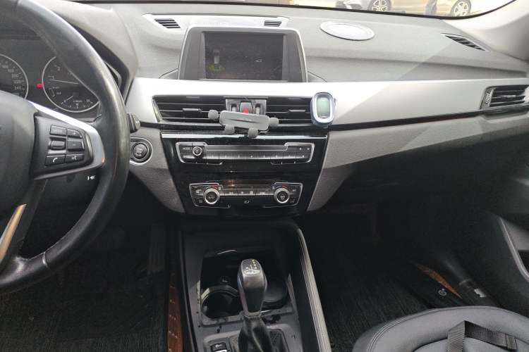 Used BMW X1 2018 sDrive20Li Leading Model
