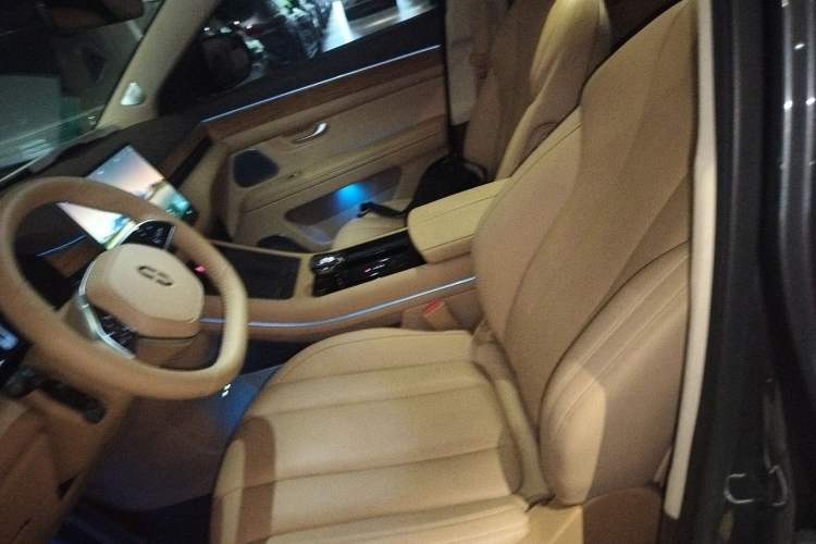 Used Hima AITO M7 2024 1.5T Intelligent Drive 4x4 Max Edition 6 Seats Left Front Seat