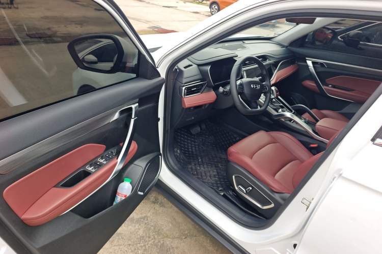 Used Geely Auto Emgrand X7 Sport 2022 Boyue X 1.8TD DCT ZhiZun Edition