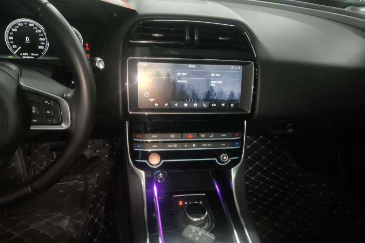 Used Jaguar XEL 2019 2.0T 200 PS Deluxe Edition
