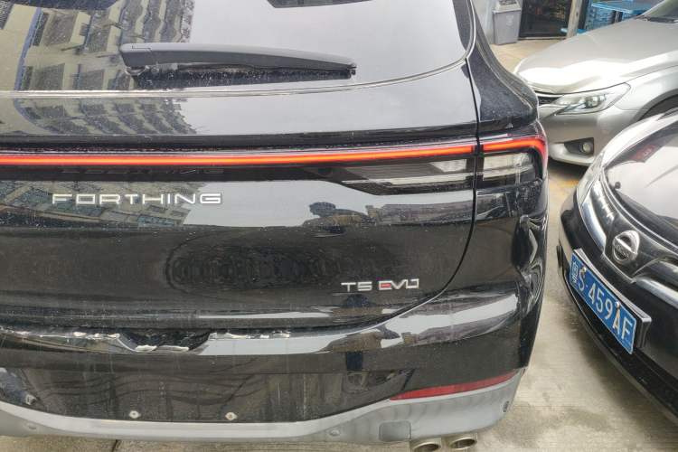 Used FORTHING T5 EVO 2021 1.5TD DCT Diamond Edition