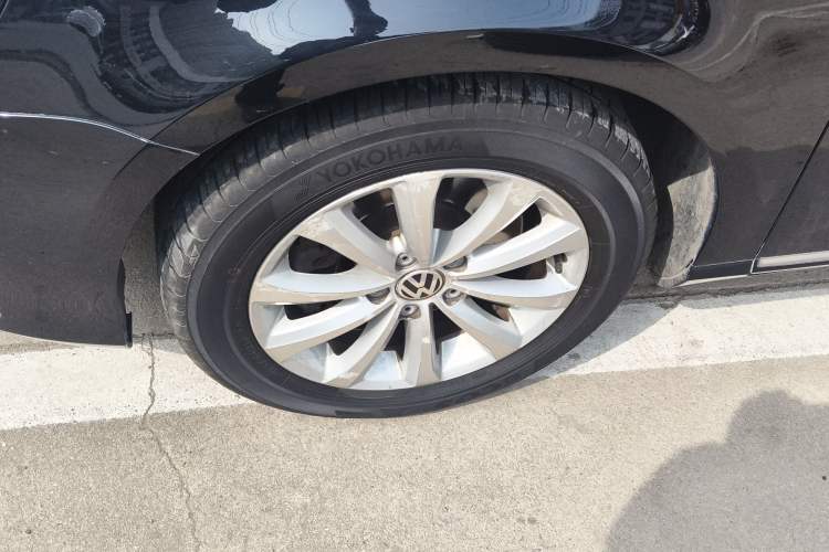 Used Volkswagen Magotan 2016 1.8TSI Smart Enjoyment Leading Model Exterior 4