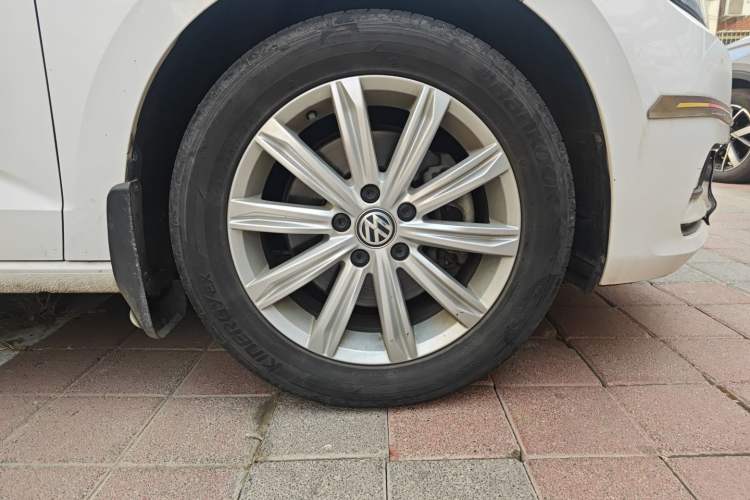 Used Volkswagen Touran 2021 Touran L 280TSI DSG Comfort Edition 7 Seats