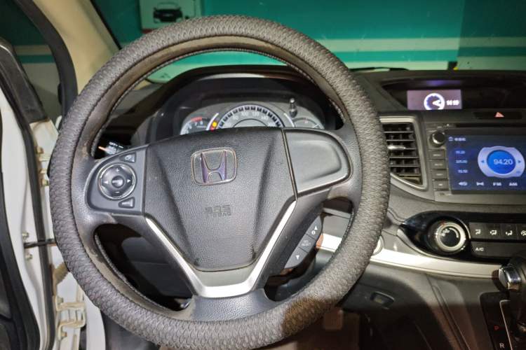 Used Honda CR-V 2015 2.0L two-wheel drive Fashion Edition Steering Wheel