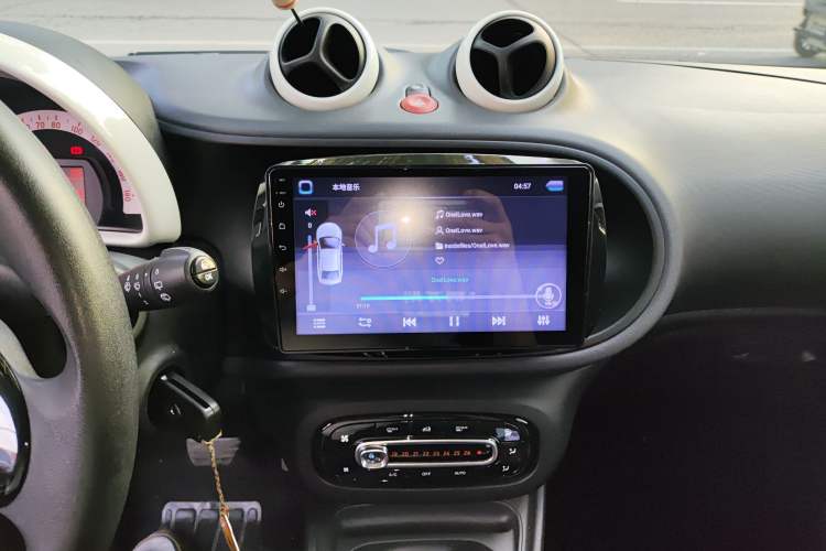 Used smart fortwo 2018 1.0L 52kW Hardtop Dynamic Version China V