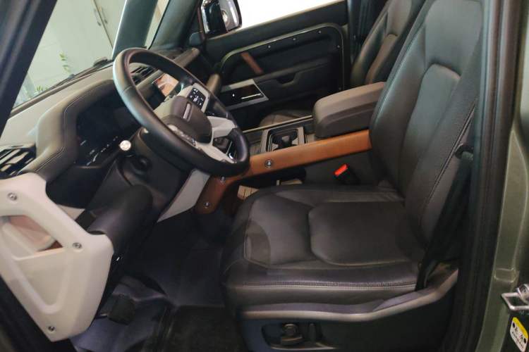 Used Land Rover Defender 2023 Facelift 110 3.0T P400 X-DYNAMIC HSE