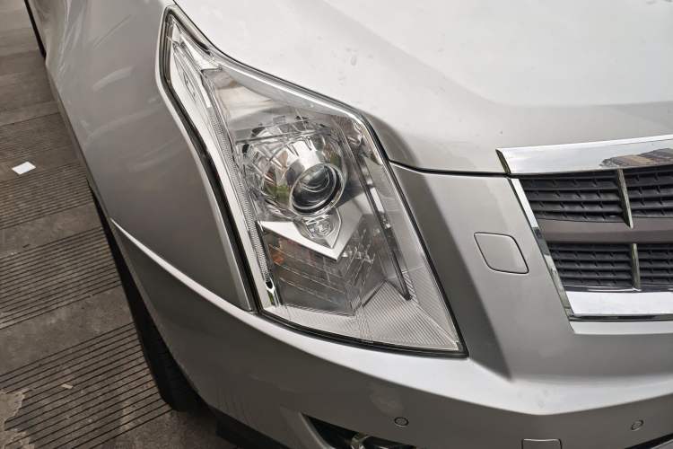 Used Cadillac SRX 2011 3.0L Flagship Edition
