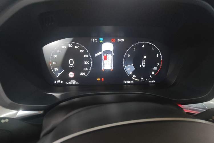 Used Volvo XC60 2019 T5 4x4 Zhiyuan Edition China VI Standard
