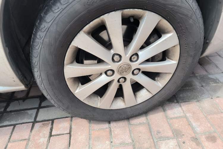 Used Buick GL8 2011 2.4L CT Comfort Edition