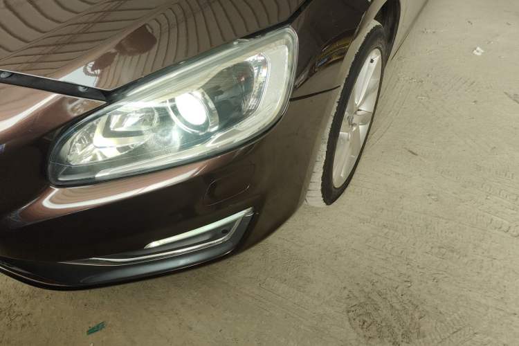 Used Volvo S60 2018 S60L T4 Zhiyuan Edition
