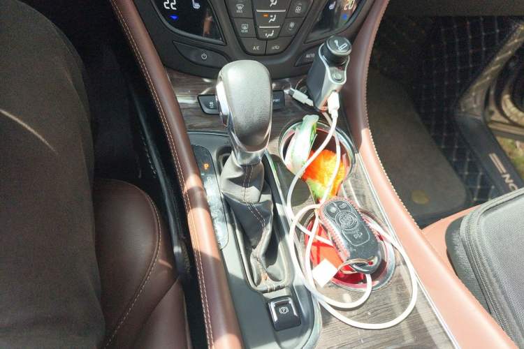 Used Buick Envision 2017 28T Four-Wheel Drive Elite Model