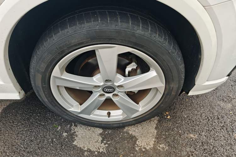 Used Audi Q2L 2020 35 TFSI Fashionable and Elegant Model Right Front Wheel Hub