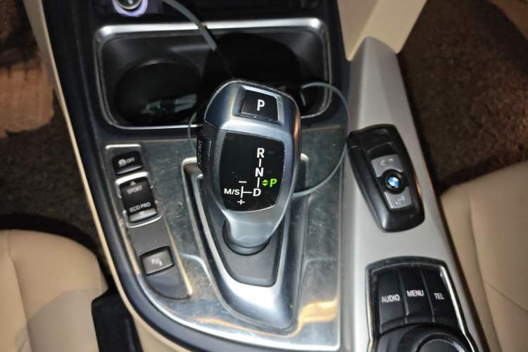 Used BMW 3 Series 2015 320Li Luxury Edition Fashion Model