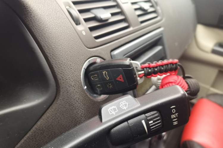 Used Volvo C30 2012 2.0L Aktiv
