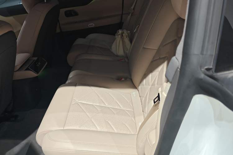 Used Nio ET7 2024 75 kWh Executive Edition
